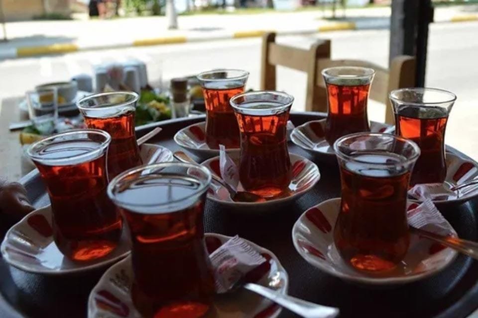 Çay Nasıl Demlenir?